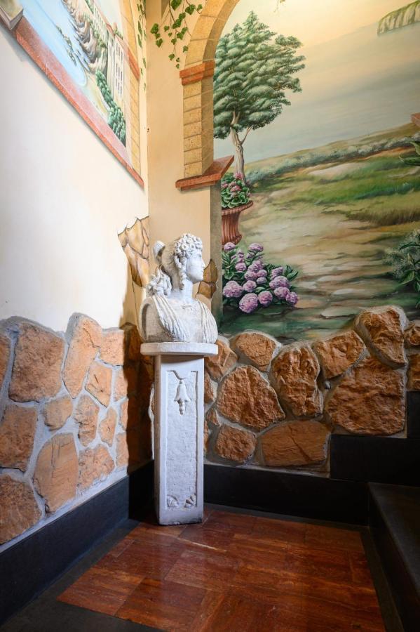 Toto E Peppino Family House Lejlighed Napoli Eksteriør billede