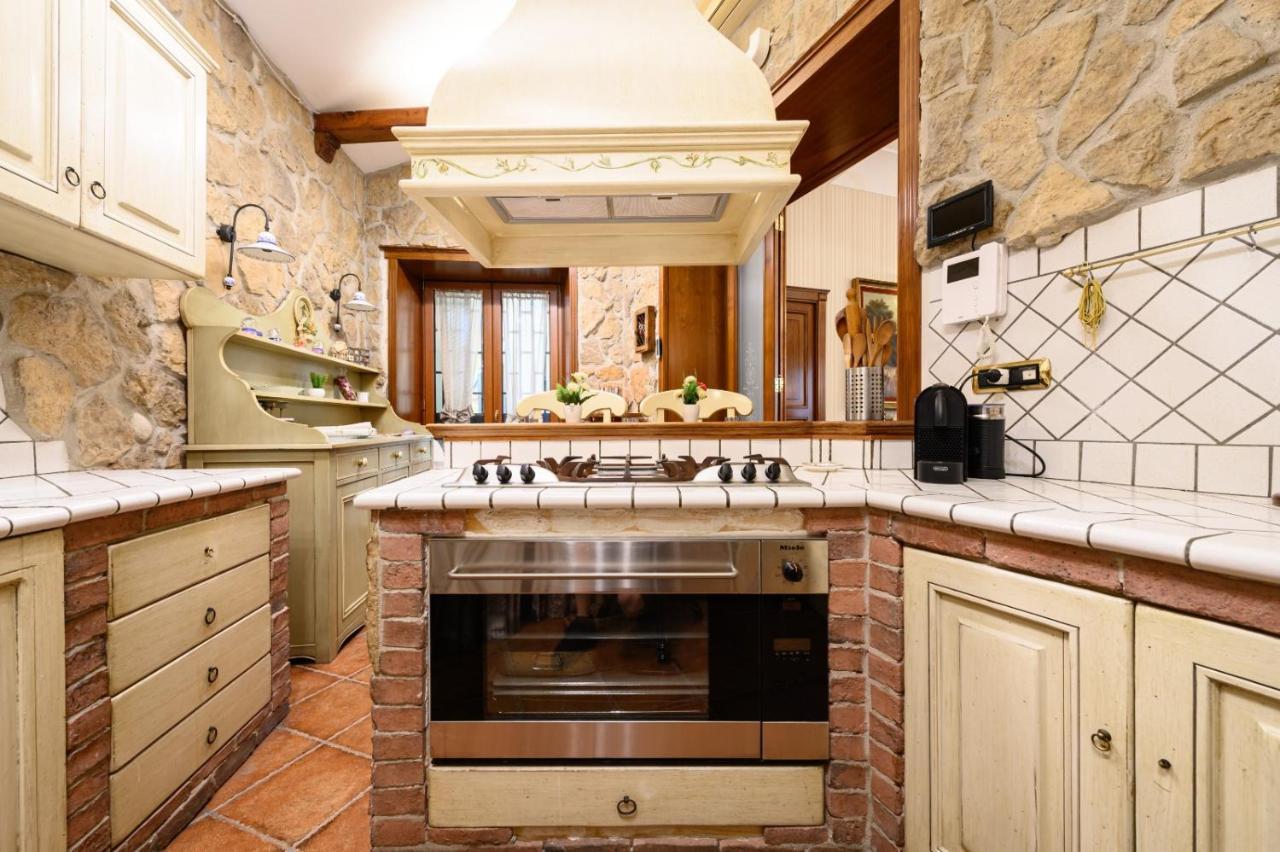 Toto E Peppino Family House Lejlighed Napoli Eksteriør billede